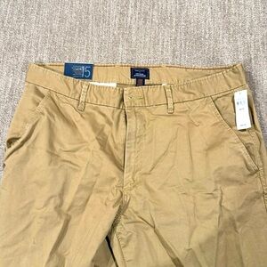 Brand New - Tags still on - Gap Khakis - Mens size 36x30